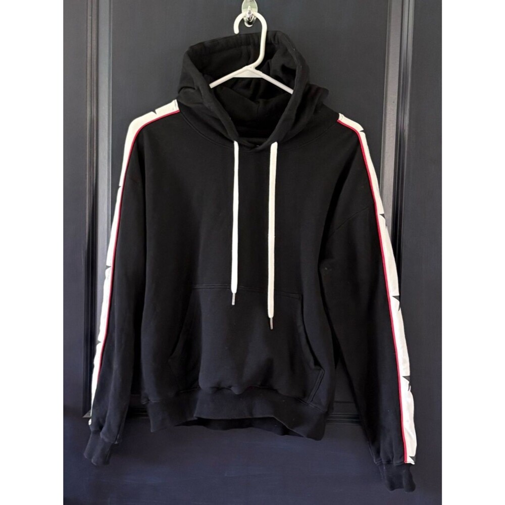 ELLANDEMM Star Black Hooded Pocket Sweatshirt Medium